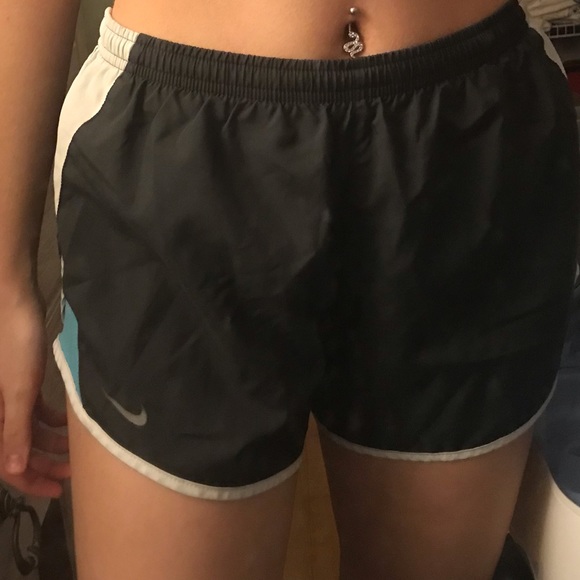 Nike Dri-fit shorts - Picture 2 of 2